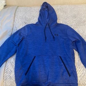 Women or men’s blue hoodie